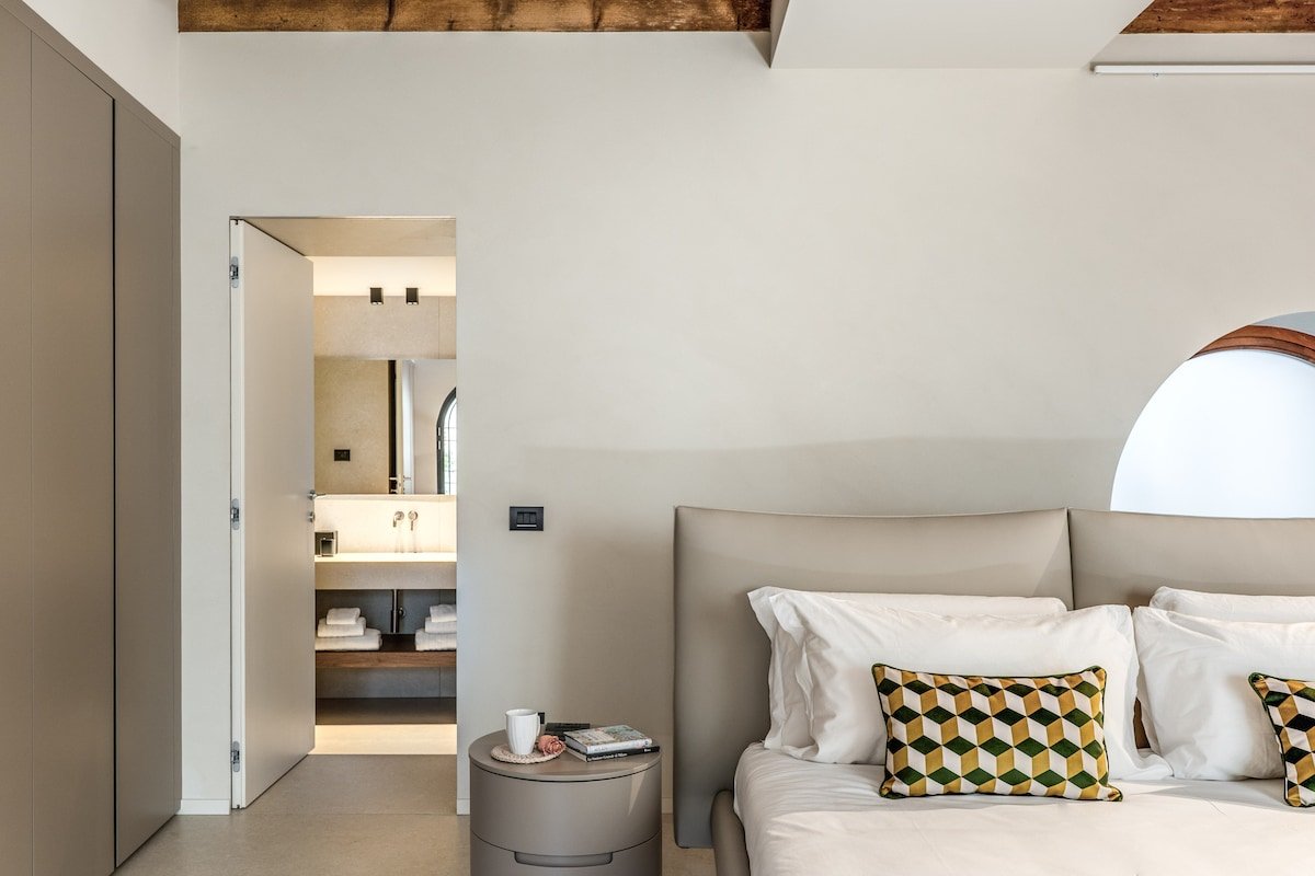 Seety Porta Romana Statue – 1.004 gallery image 2