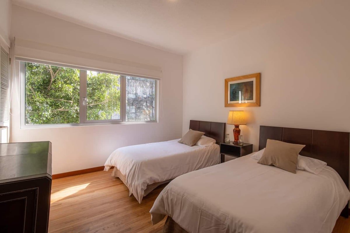 L3- Juarez apartment 4BR| 3BA great location gallery image 4