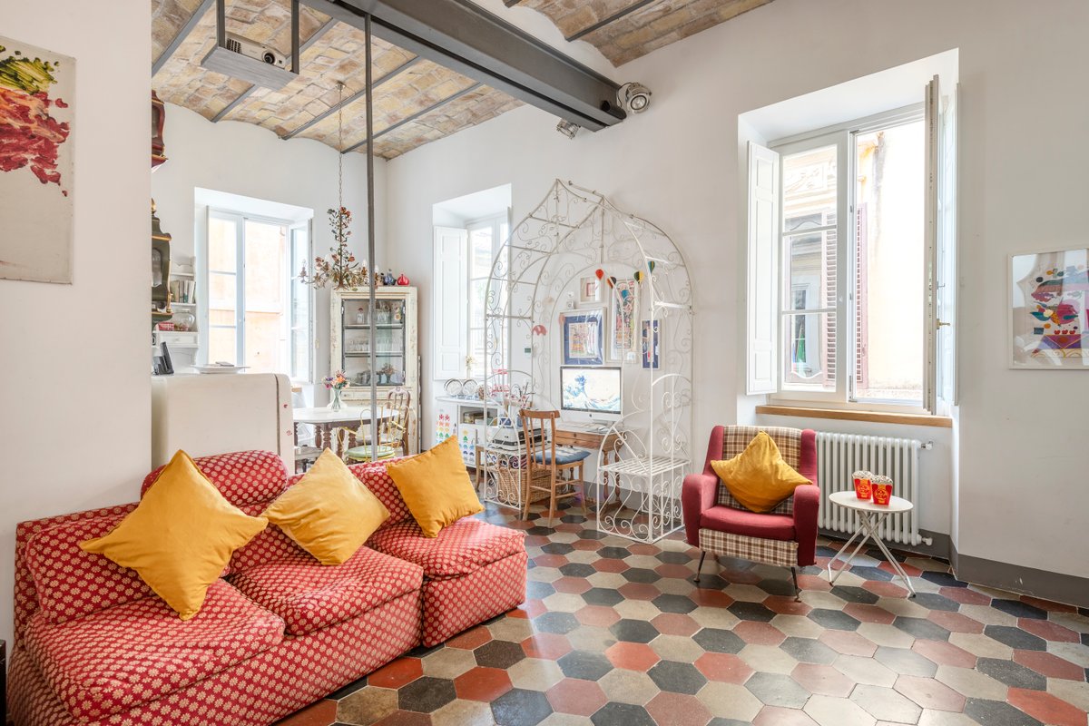 Rainbow luxury apartment Rome