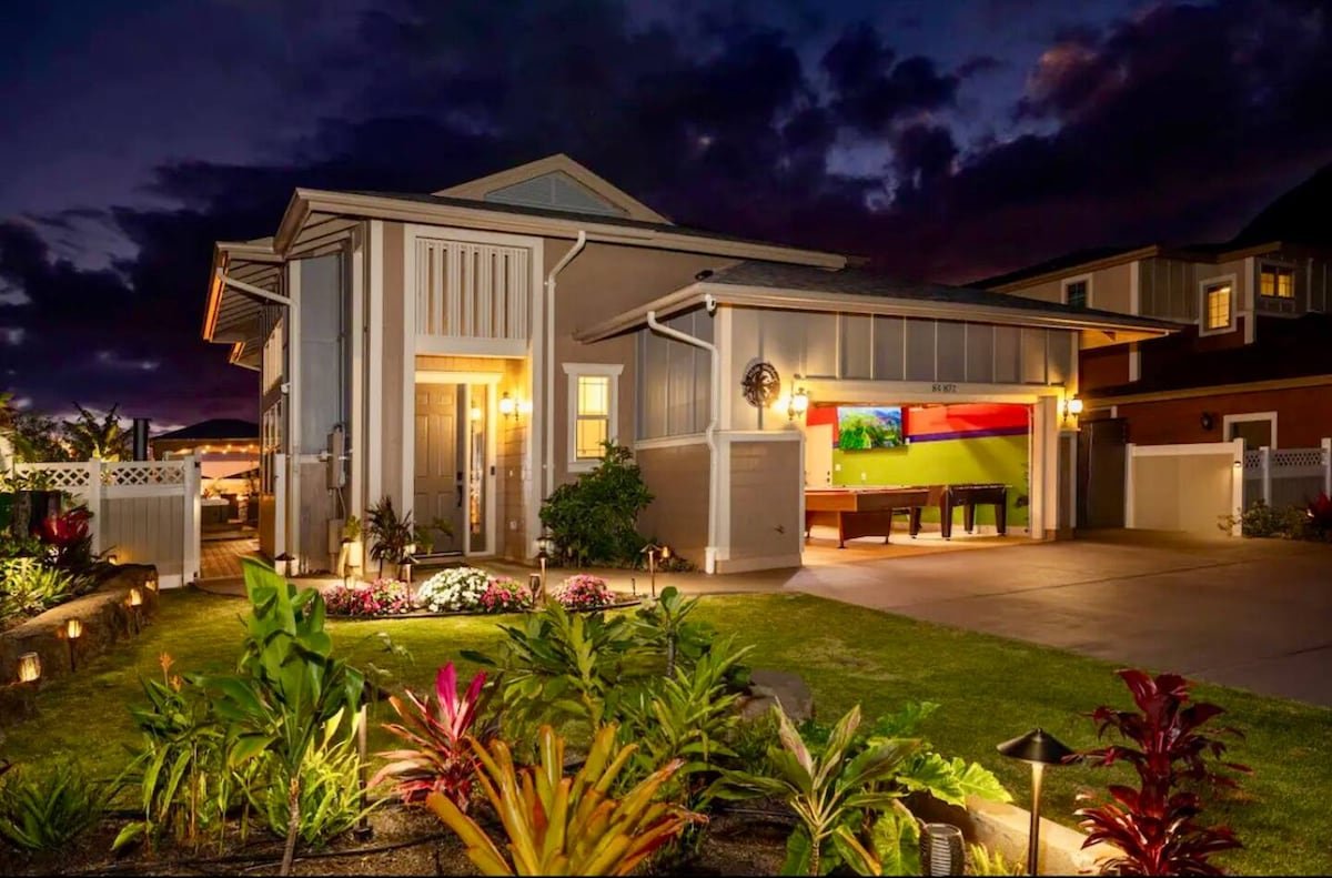 Hula Hideout ~ Airbnb’s Favorite Home – Top 1% gallery image 3