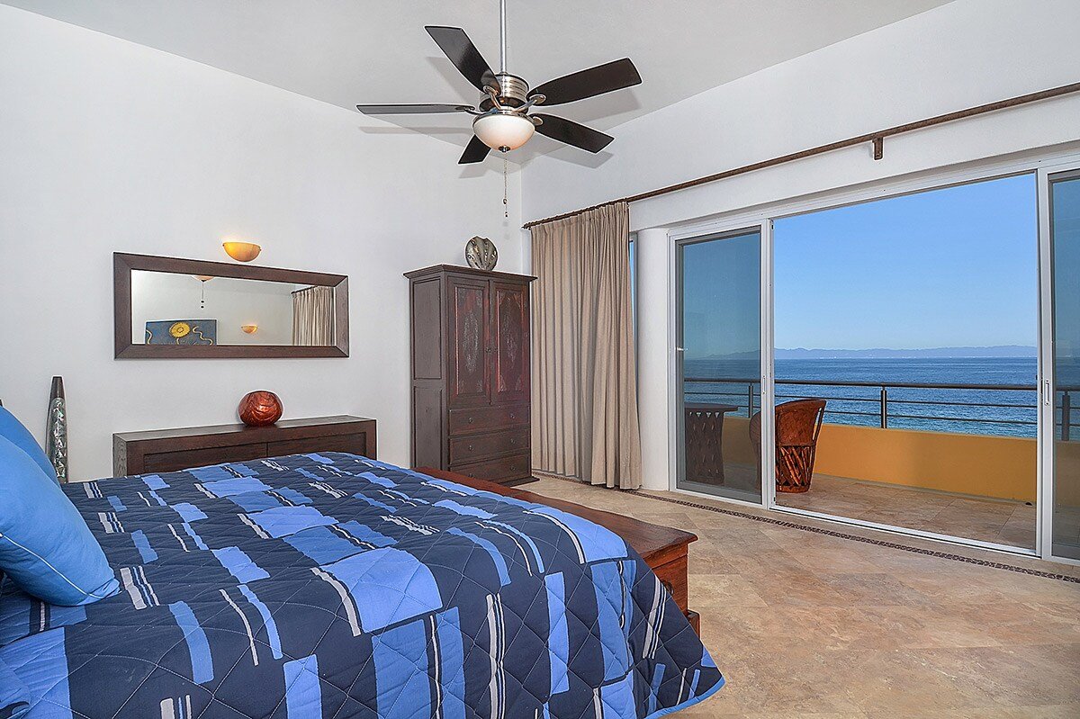 Playasola gallery image 3