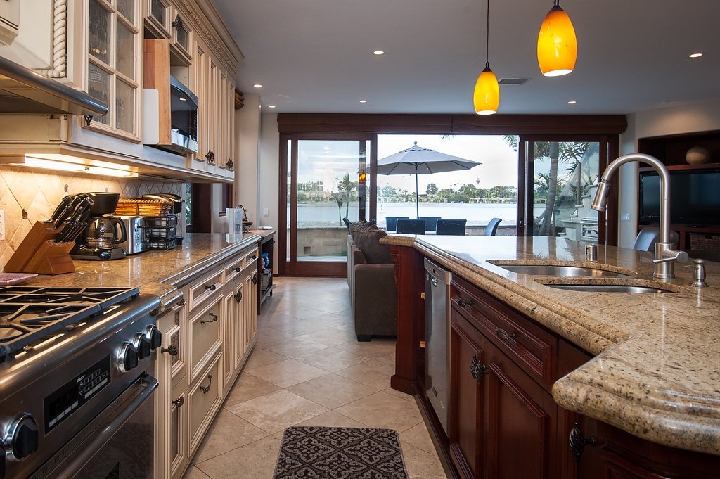 Casa Ballena, Luxury On The Bay! gallery image 5