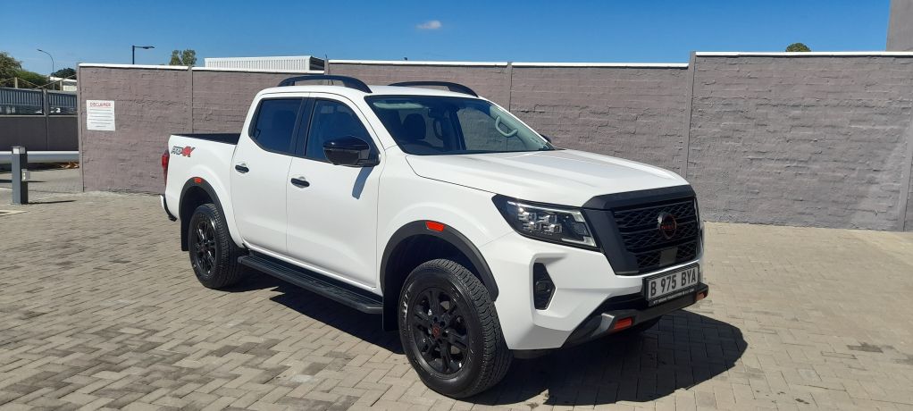 NISSAN NAVARA 2.5DDTI PRO-4X 4X4  for Sale in South Africa