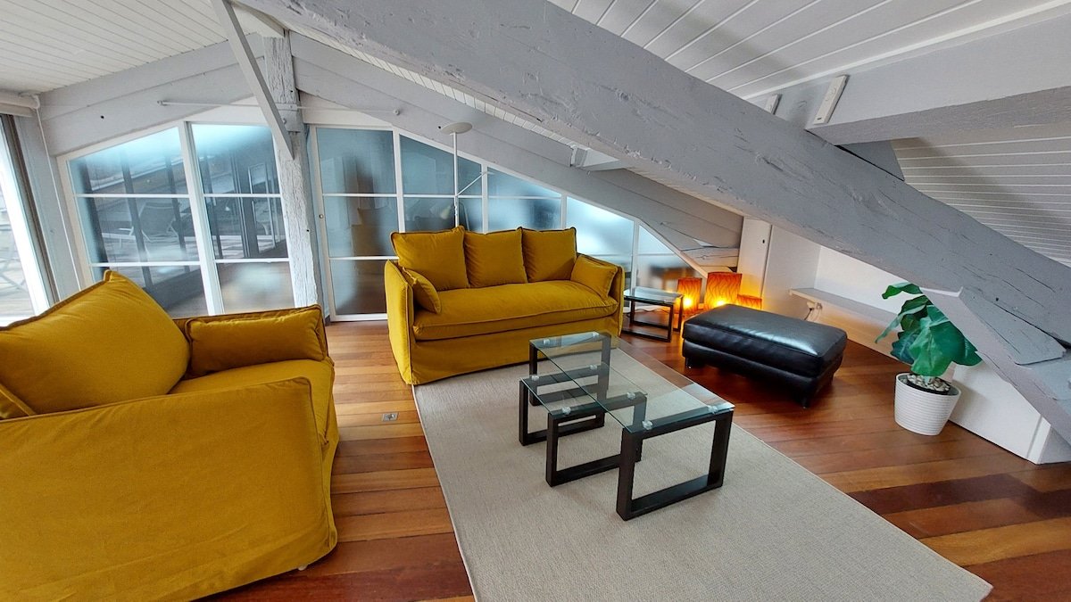 Apartment-City-Ensuite with Shower-Terrace gallery image 2