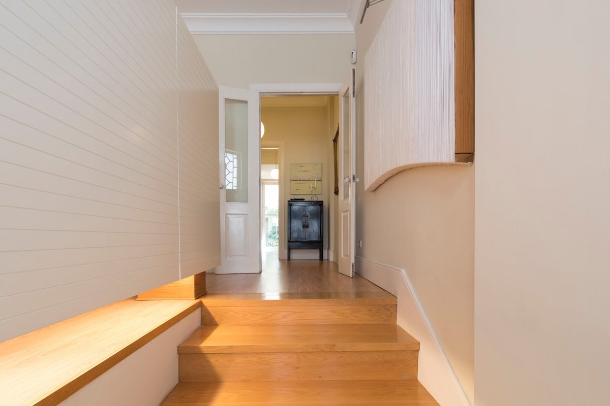 Vintage House gallery image 3