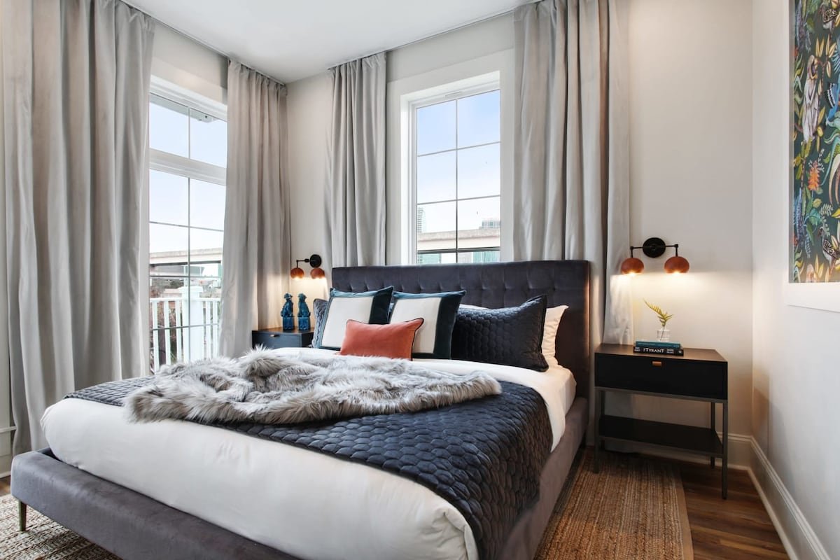 New Luxury Home | Shared Pool gallery image 5