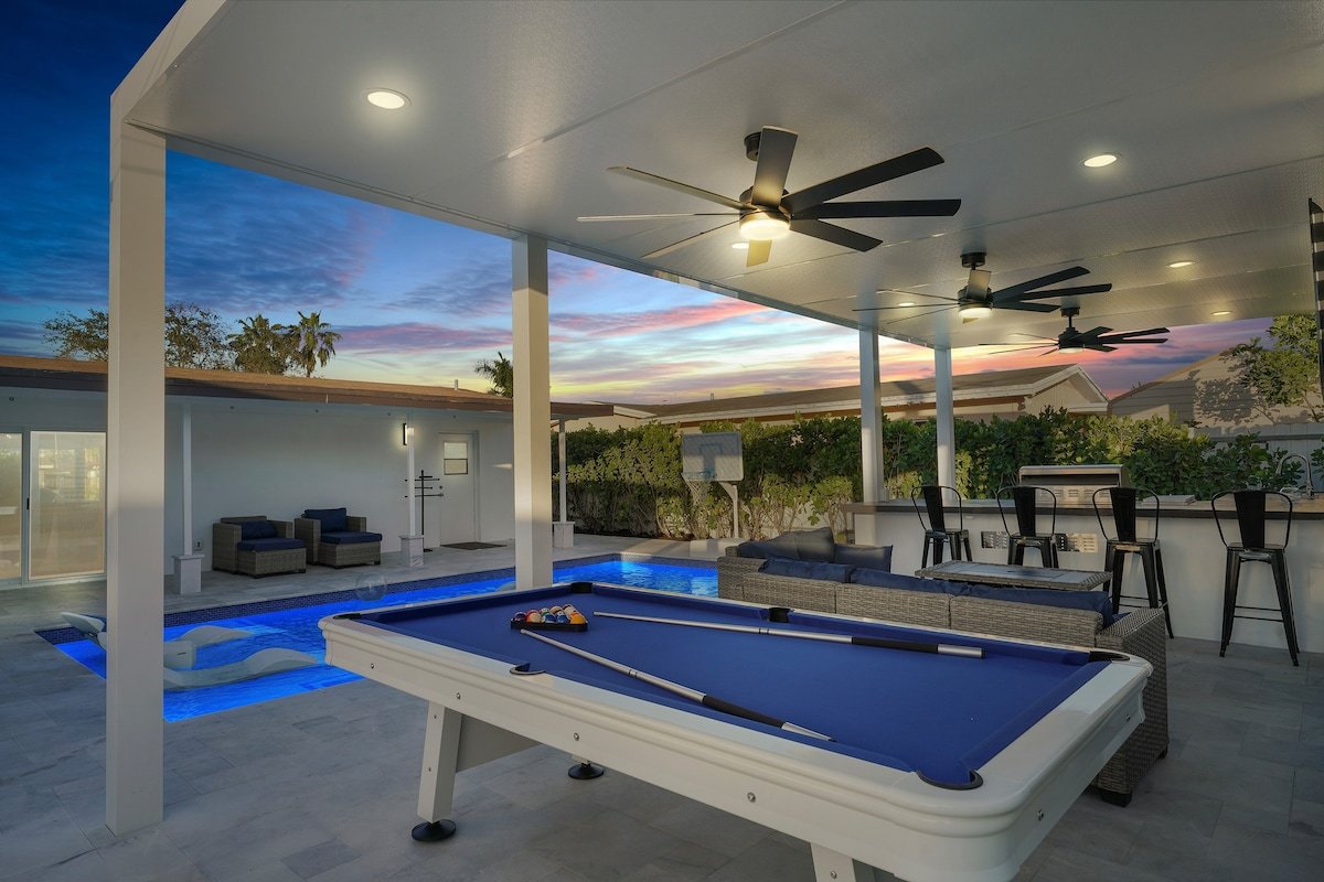 Luxe Oasis, Heated Salt pool, Hot Tub + Sauna gallery image 4