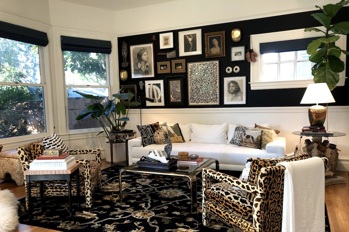 Designer’s 1900 Victorian Apartment gallery image 2