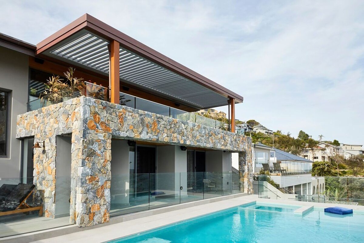 Absolute Beachfront by Palm Beach Holiday Rentals gallery image 5