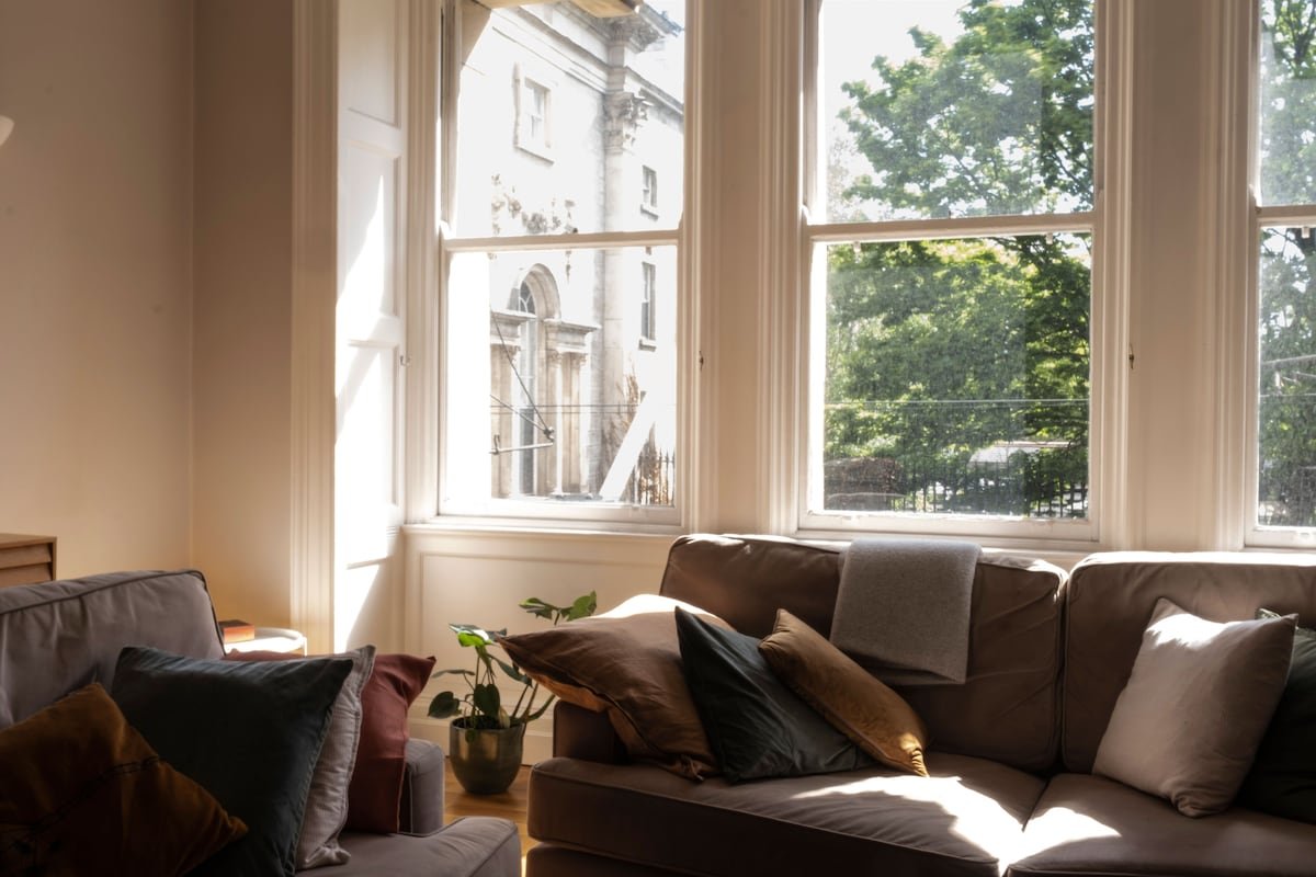 Apartment by Trinity College gallery image 2