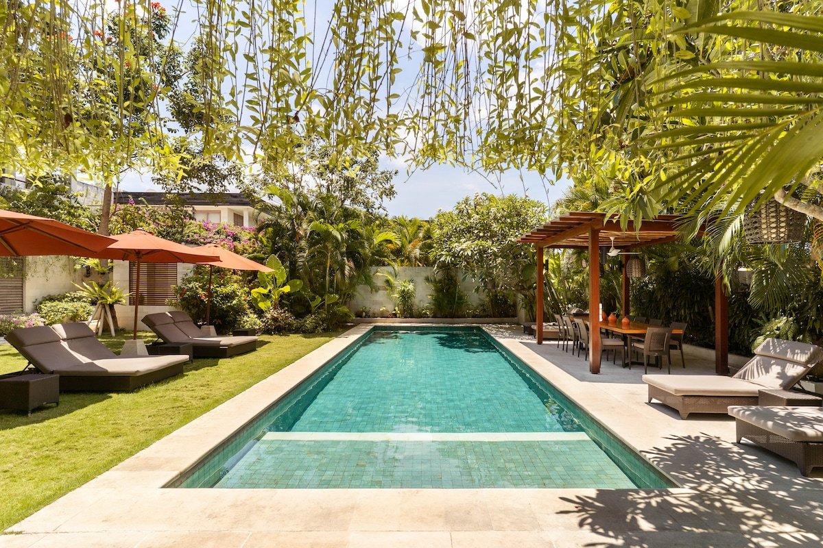 Villa Seriska Jimbaran gallery image 2