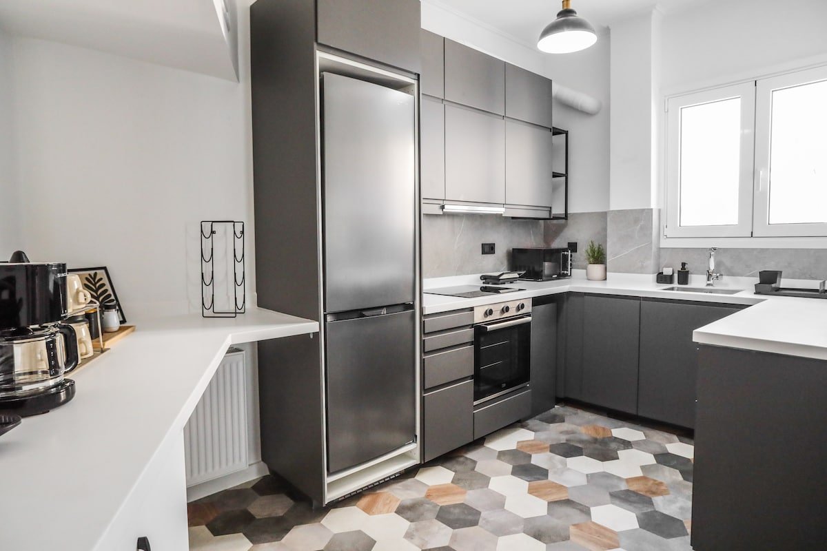 3BD w/ Temple of Zeus View – 5min to Acropolis gallery image 5