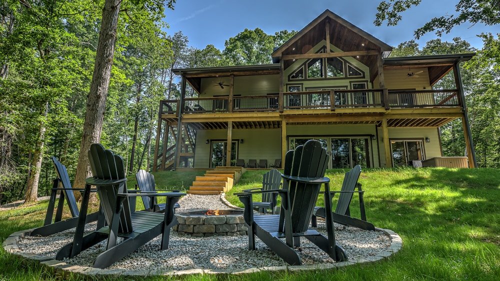 Whitetail Bluff- HotTub, Shuffleboard, Arcade Game