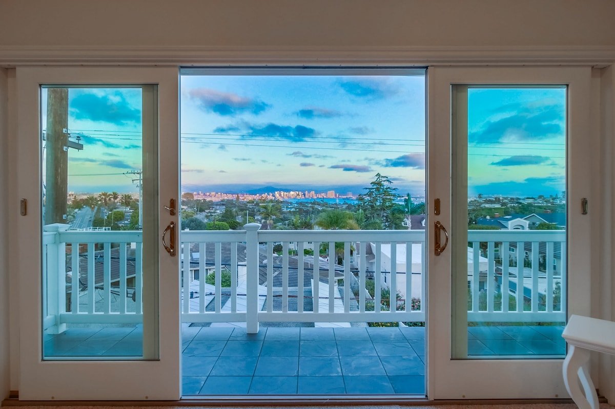 Point Loma Serenity -6BR/4BA Luxury w/ Views gallery image 5