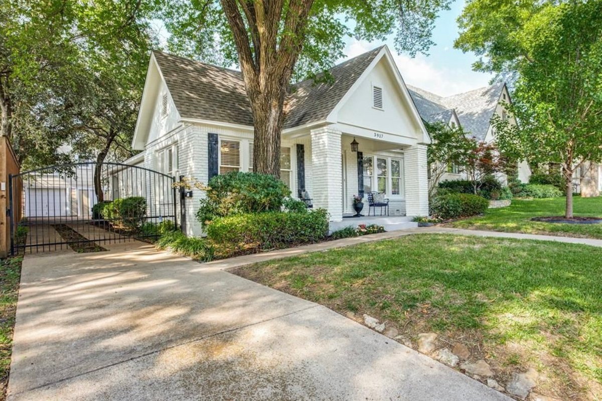 West 7th Street Stay