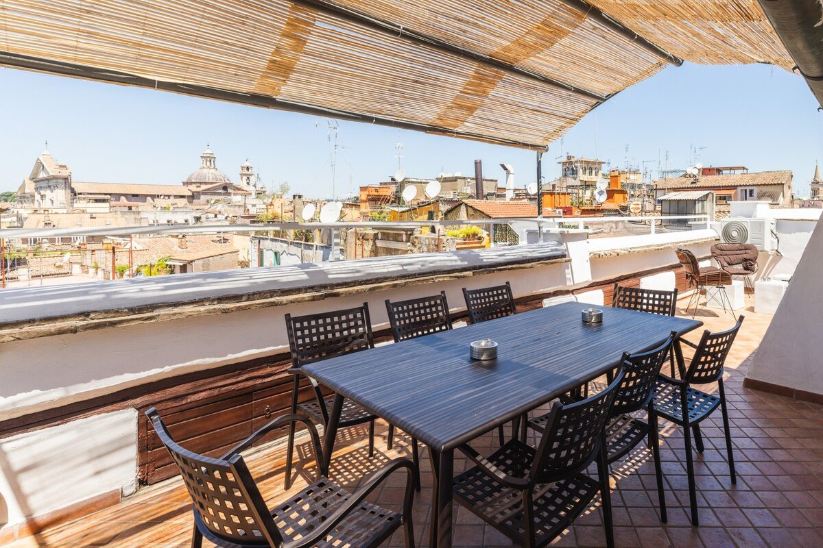 Nikis Maison Navona- Rooftop 4°floor no elevator gallery image 5