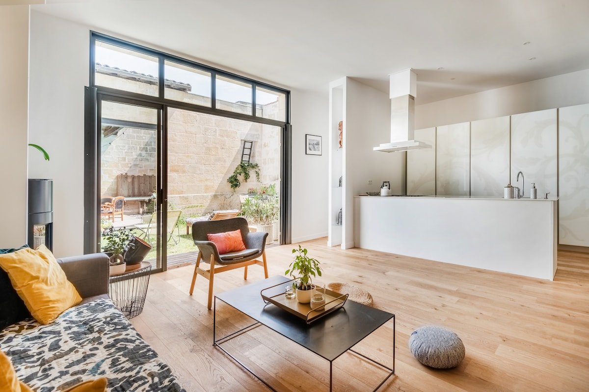 Maison contemporaine avec piscine à Bordeaux gallery image 4