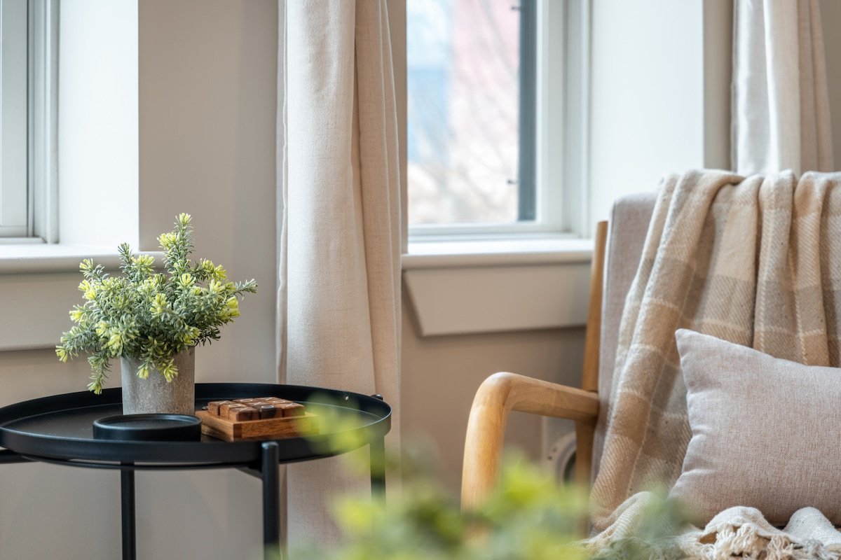 Luxe Penthouse | MIT, Harvard, T & Free parking gallery image 5