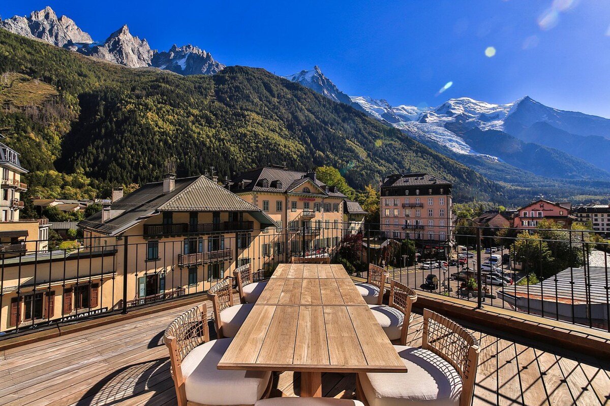 Penthouse Le Lustre gallery image 2