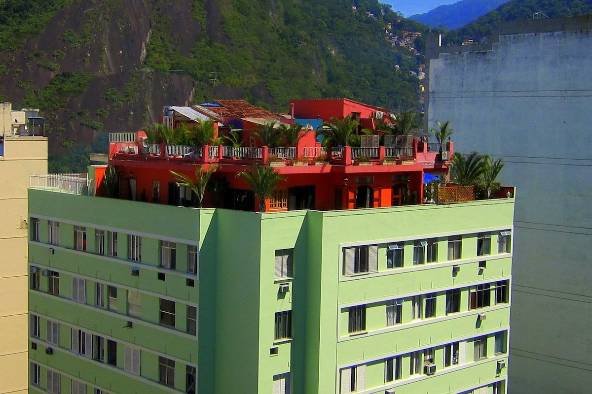 “The Coral Penthouse” w/360° | Beach | AC All Rm gallery image 2