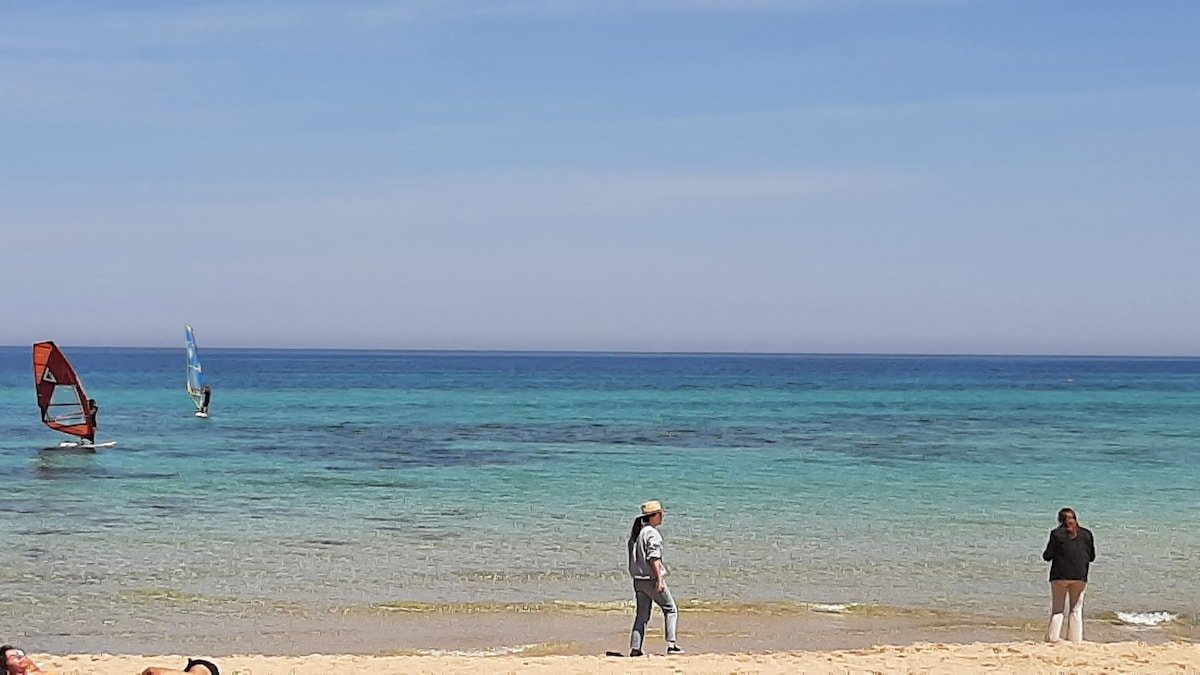 Comfortable villa just on the beach, 4 bedrooms gallery image 4