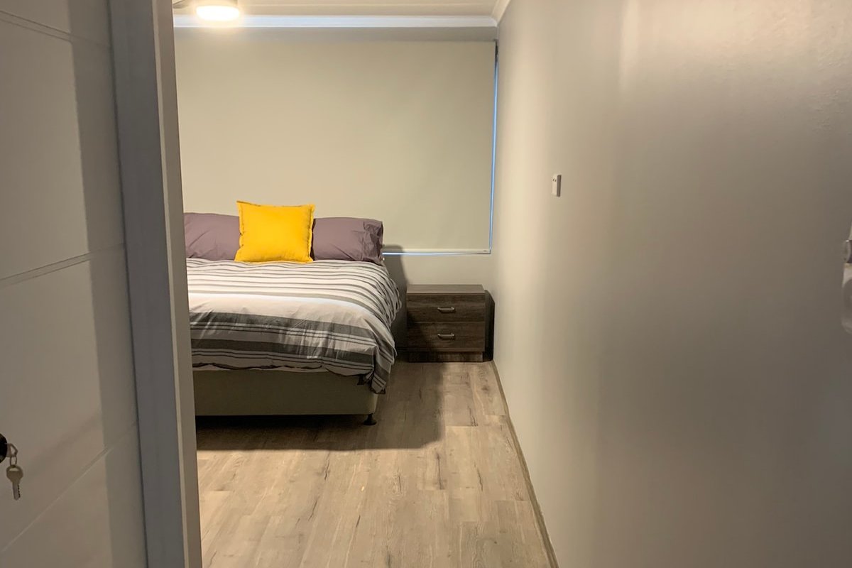 Spacious modern Family Home close to Swan Valley gallery image 3