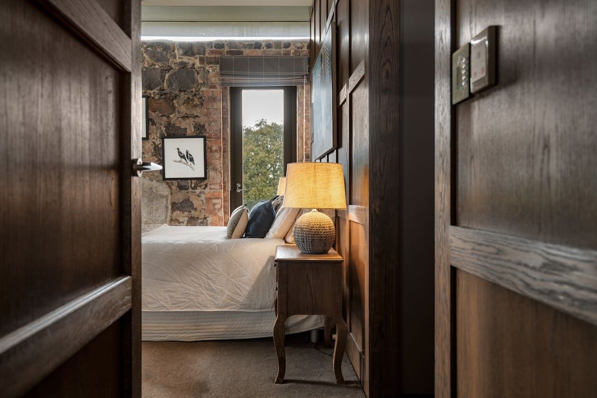 Vale Hill House gallery image 5