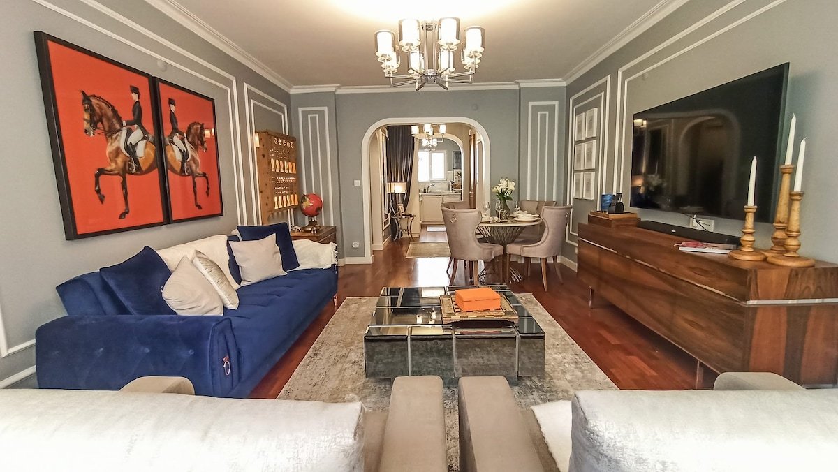 Stylish Luxury Flat gallery image 2