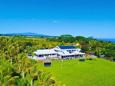 Hawaii Wellness Retreat | Private Waterfall Estate