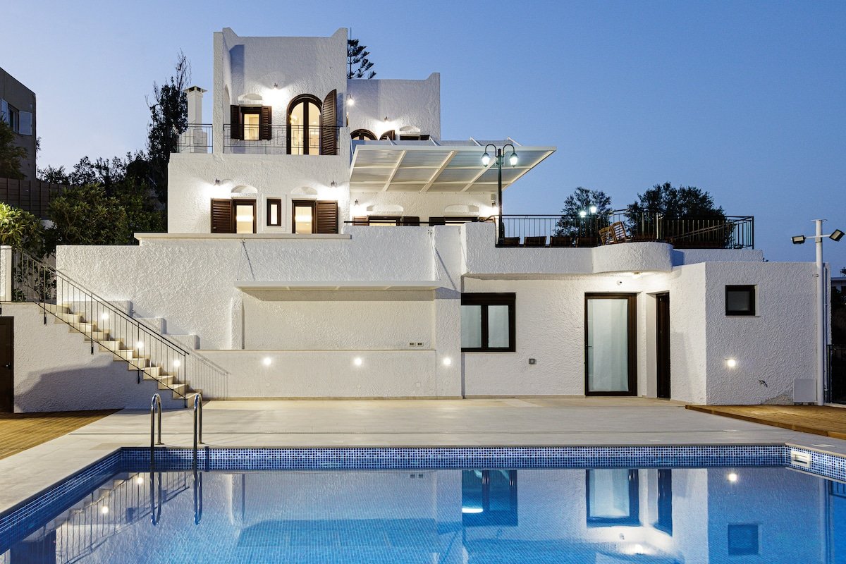 The White House of Bali, panoramic seaview villa gallery image 2