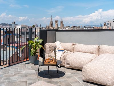 master La Rambla | 2 BR Penthouse w/ Large Terrace