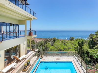 Villa Sol Camps Bay – Family Villa with 360 views