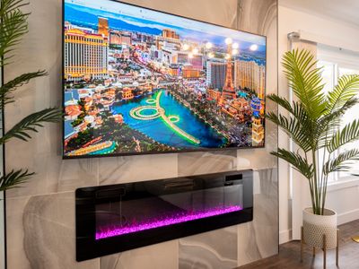 LUX 5*Villa-50%off/Strip/POOL/CHEF Kitchen/Office.