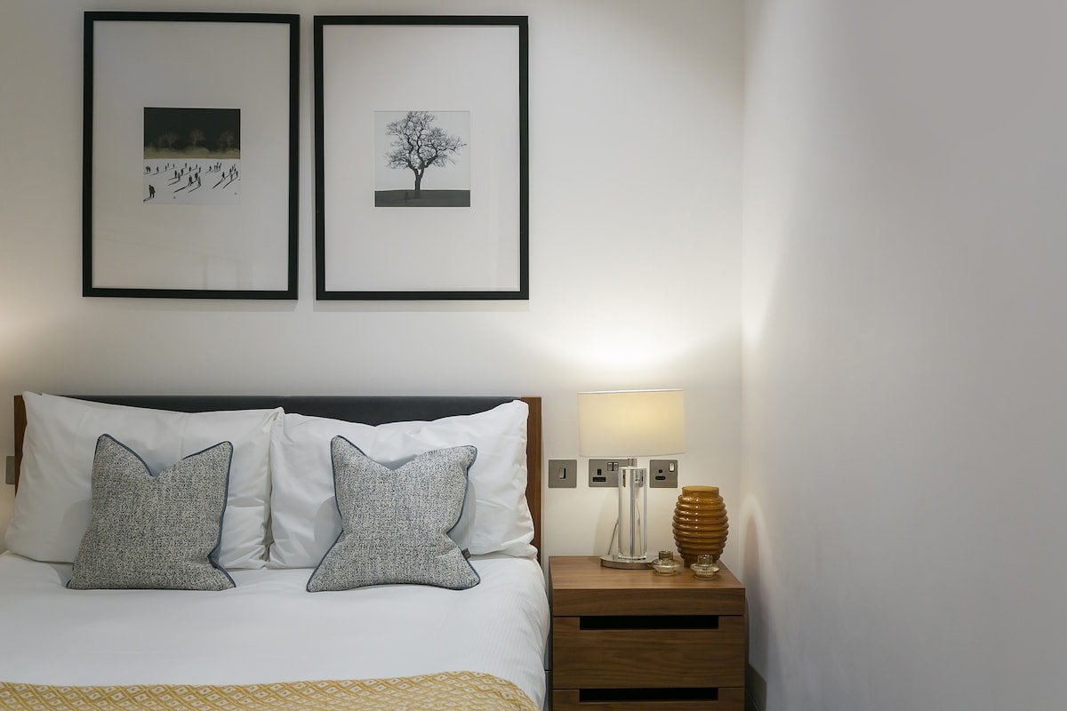 Cozy stay w/ private entrance & dining gallery image 3