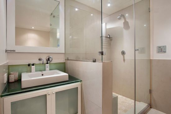 Photo 1 of Clifton Views accommodation in Clifton, Cape Town with 3 bedrooms and 3 bathrooms