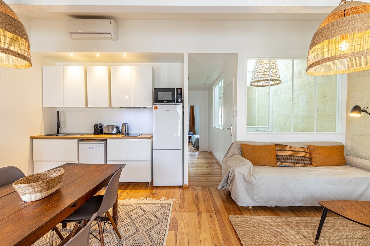 Bordeaux Jardin Public : T3 Rénové Immeuble Pierre gallery image 3