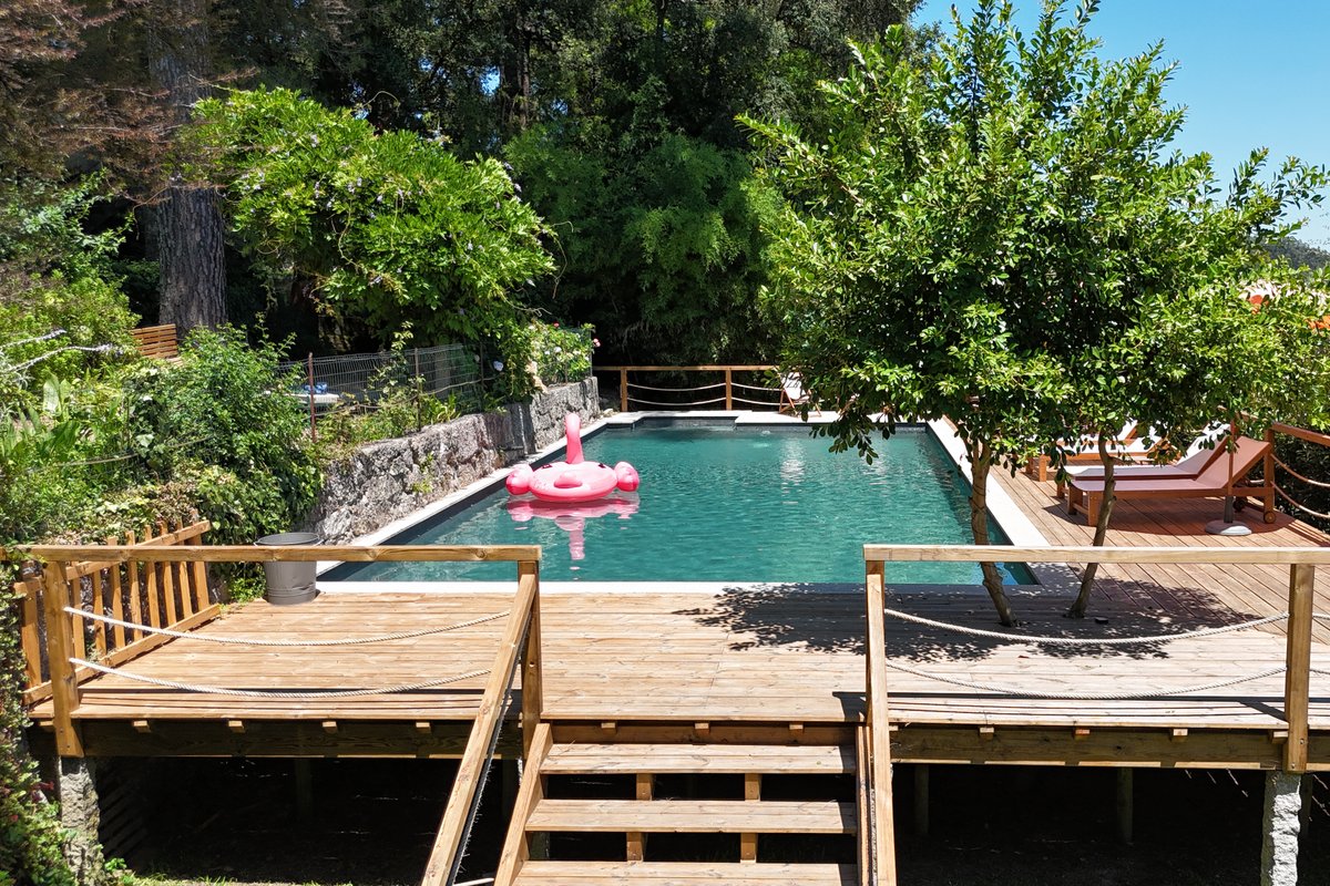 Casa da Alvarinha. Privacy, Comfort and Nature.