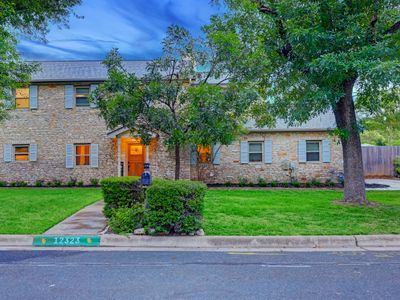 Creekside Cottage w/ Pool