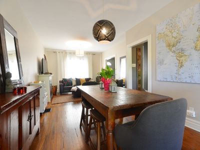 Upper Beach House Overlooking Park with Parking