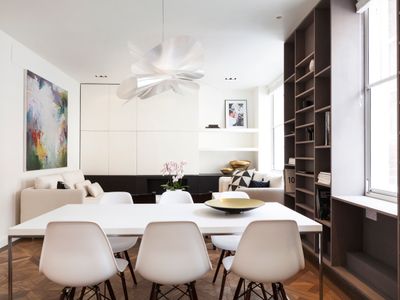CONTEMPORARY DESIGNER APARTMENT in London Centre