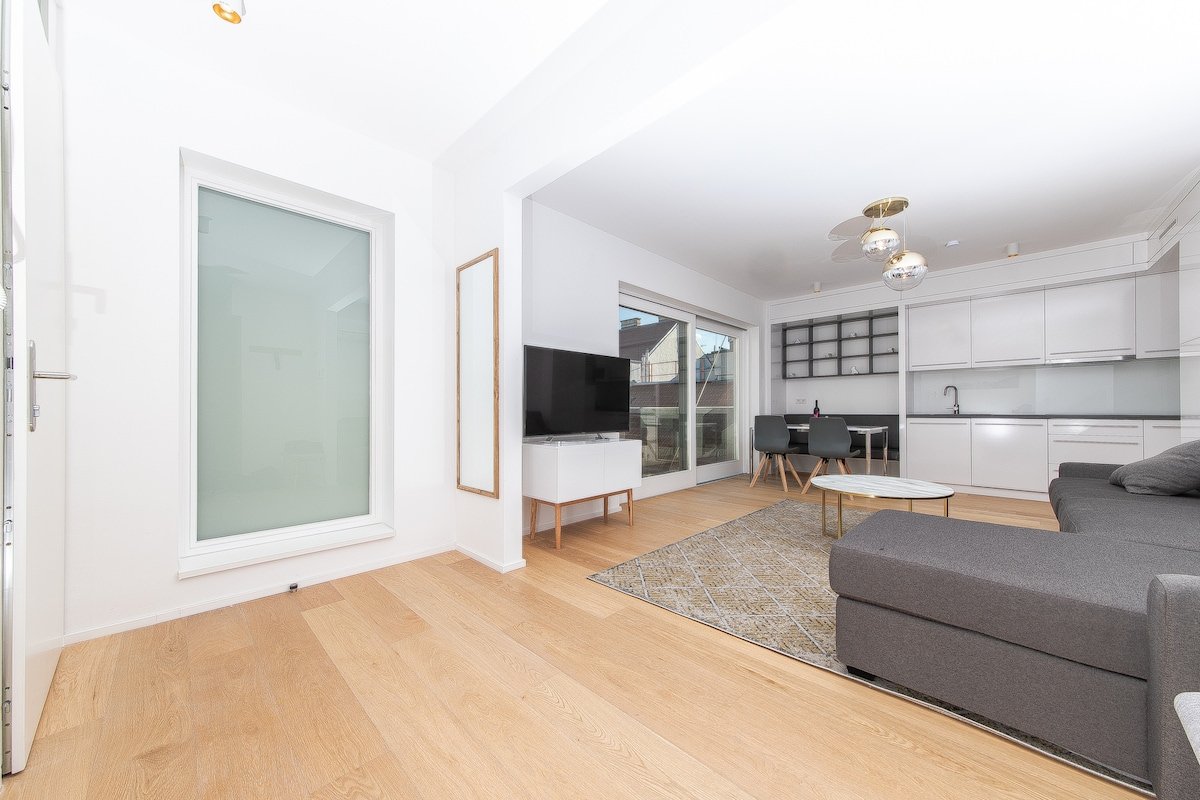 City penthouse/Beautiful terrace/Close XMas market gallery image 4