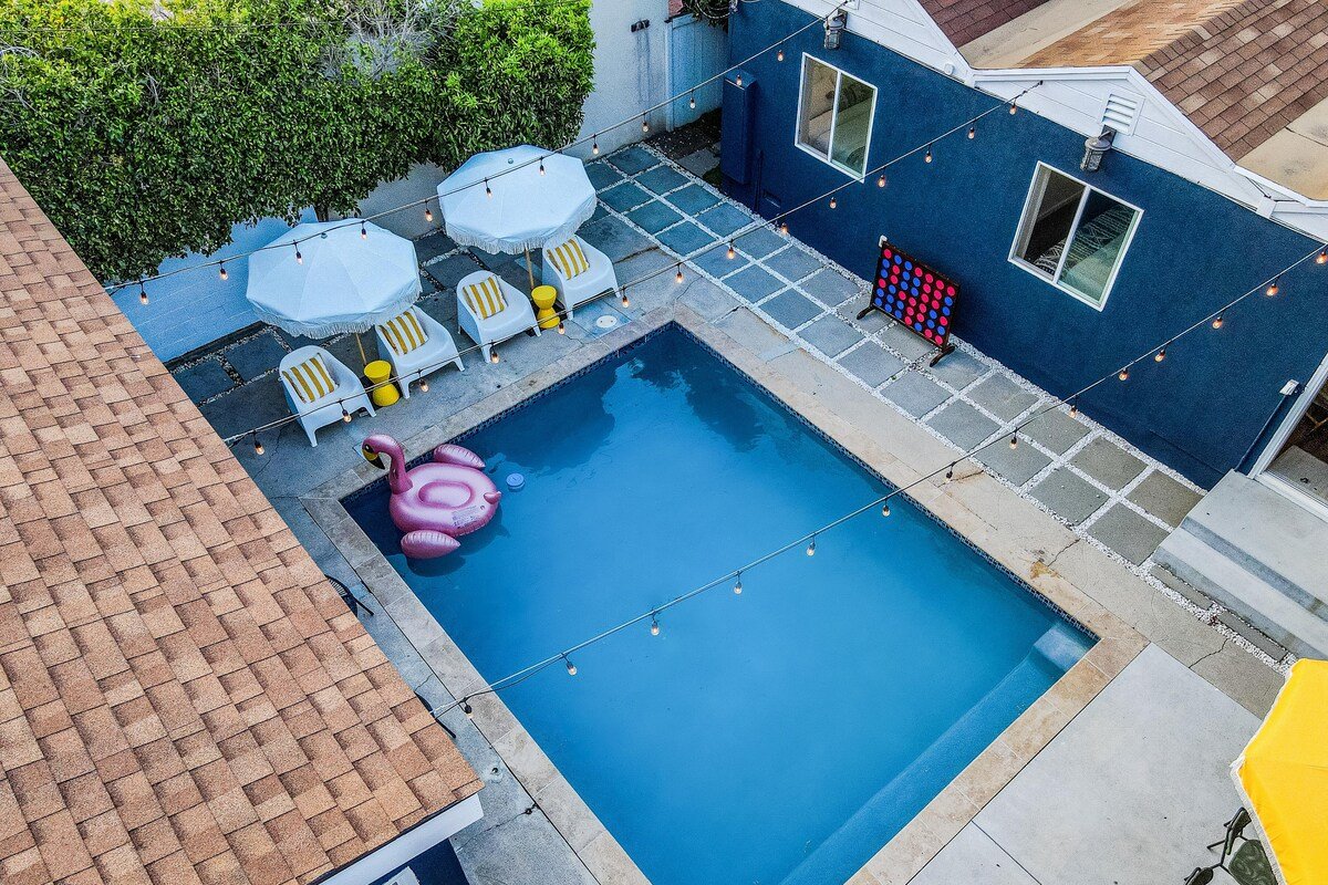 Vibrant Pool Home | LA Retreat gallery image 3