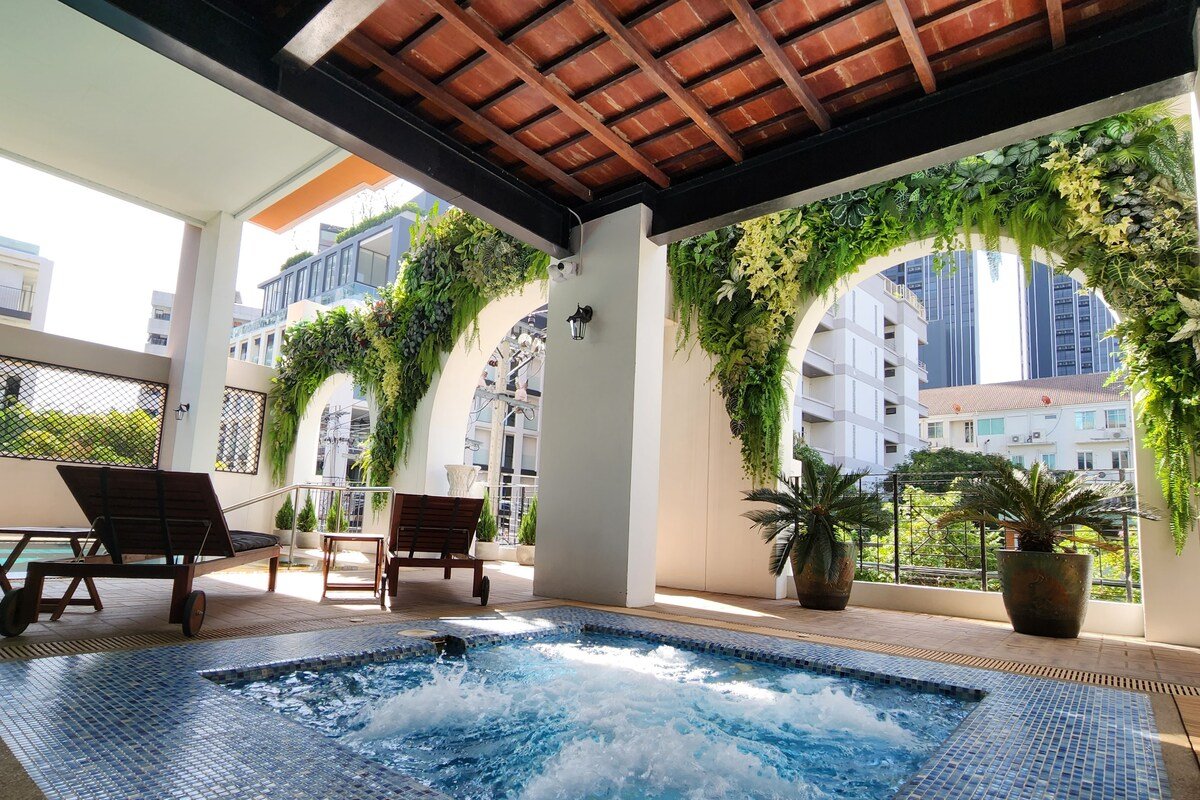 Monthly Lovely Morning Light Suite Thonglor gallery image 4