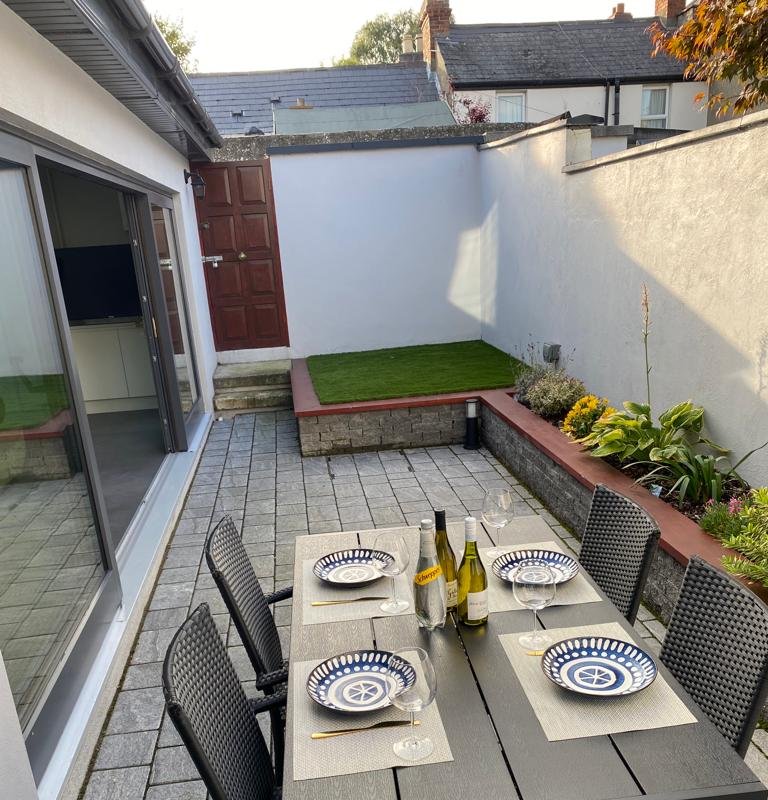 Dreamy City Center Victorian Home gallery image 3