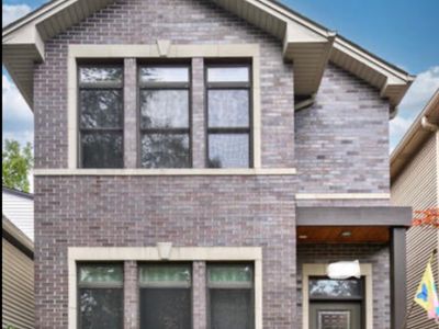 Entire Home in Historic Logan Square