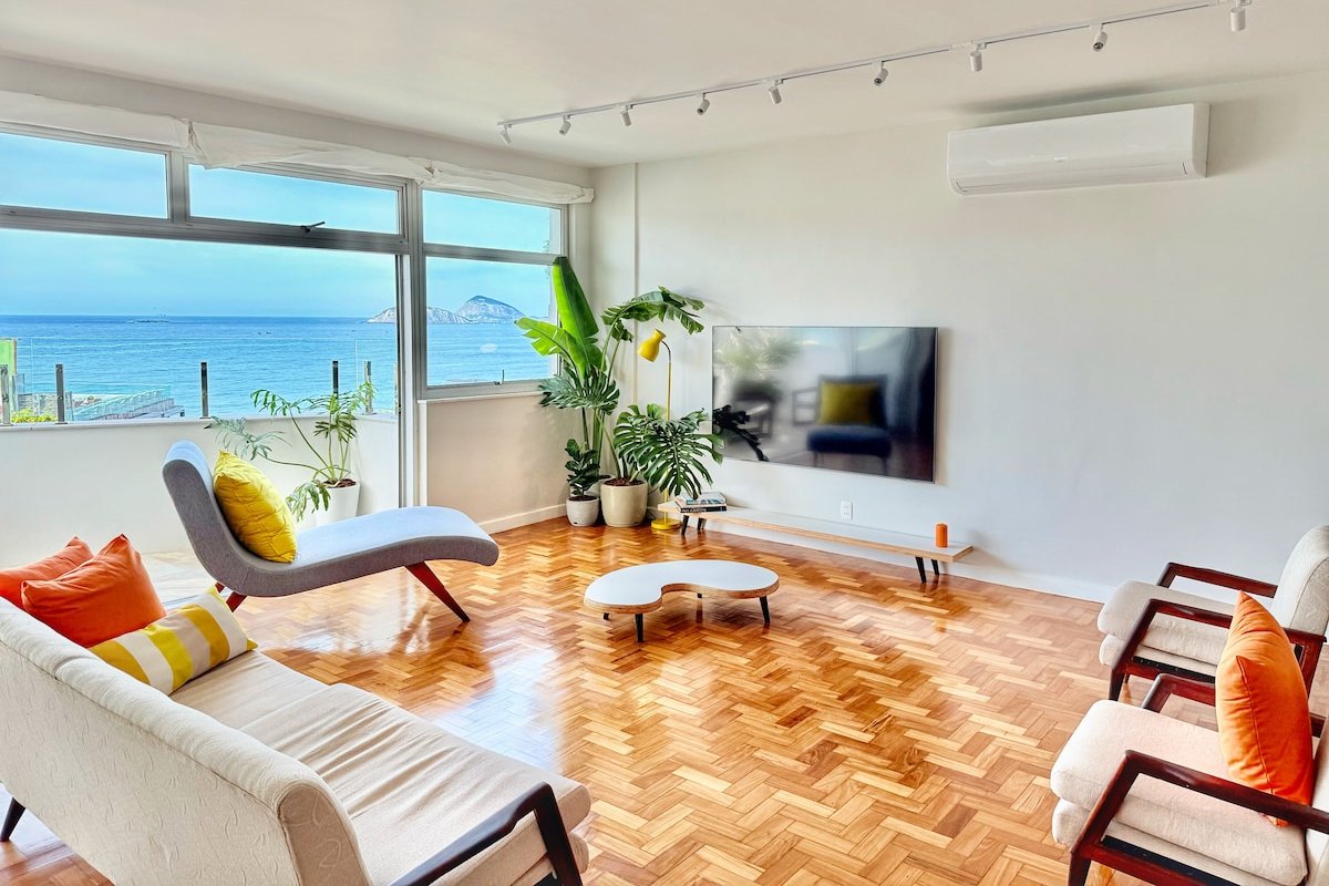 Breathtaking Ocean View in Ipanema – 3 Bright BRs gallery image 2
