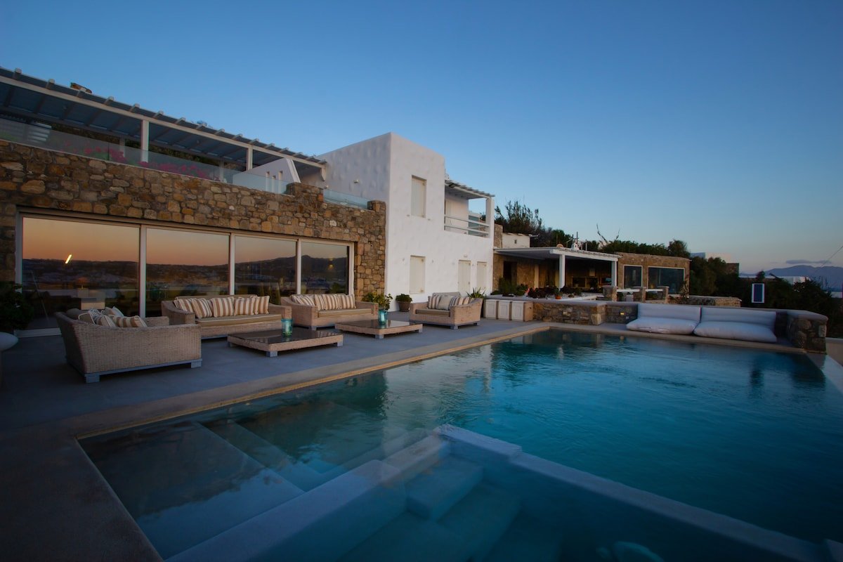 Home w/ Private Pool & Sea View gallery image 2