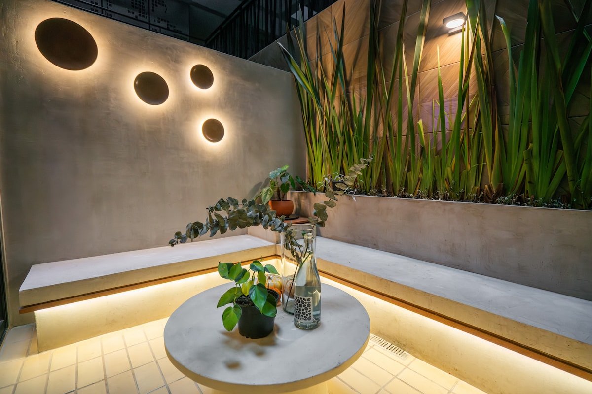 Luxury Roma Norte – Condesa – Private Patios – Gym gallery image 5