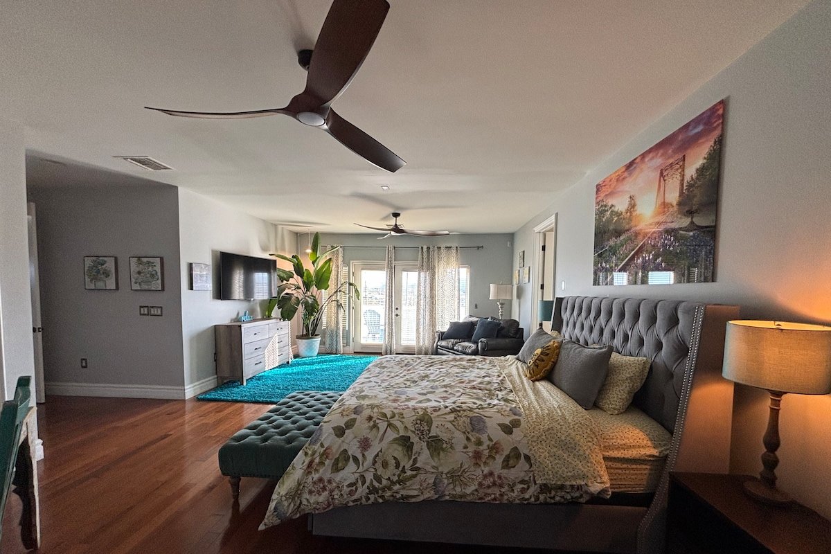 Pool/Tennis/Pickle Ball/10 Min to Strip gallery image 4