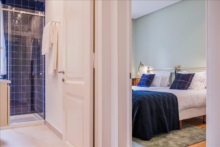 Eighteen21 Houses – Room Verde , Quinta Velha gallery image 4